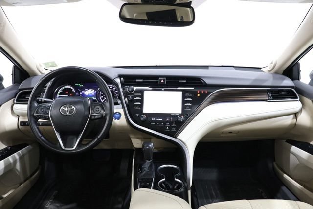 Used 2020 Toyota Camry XLE w/ Driver Assist Package FWD image 14