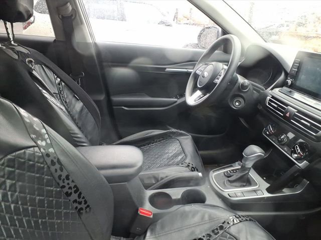 Used 2021 Kia Seltos LX image 16