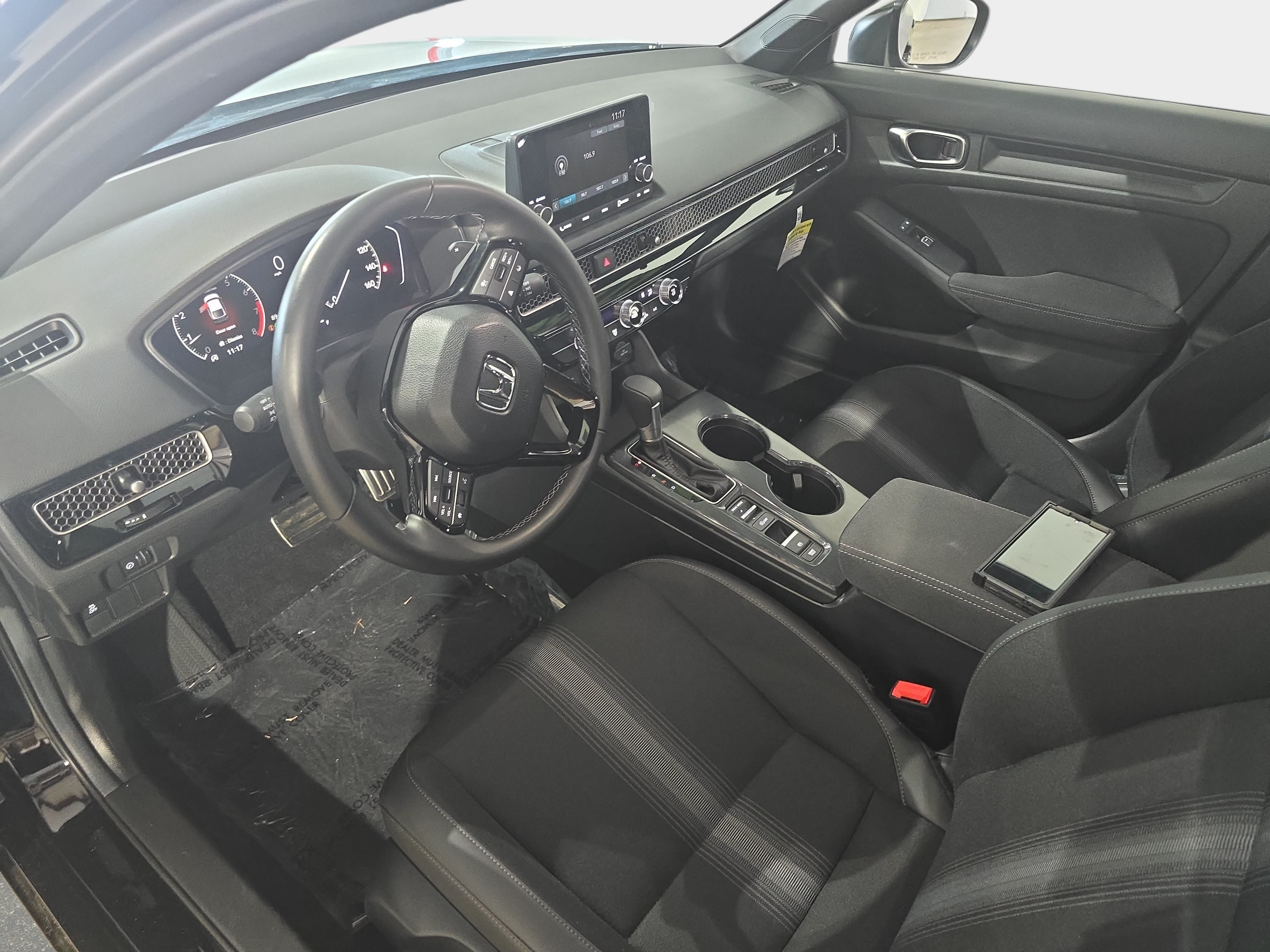Used 2025 Honda Civic Sport image 13