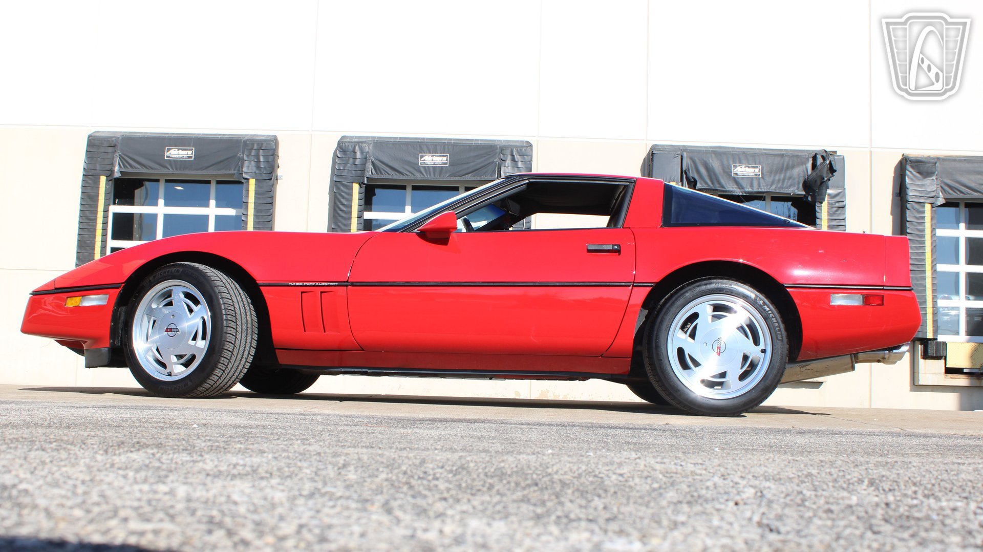 Used 1989 Chevrolet Corvette Coupe RWD image 6