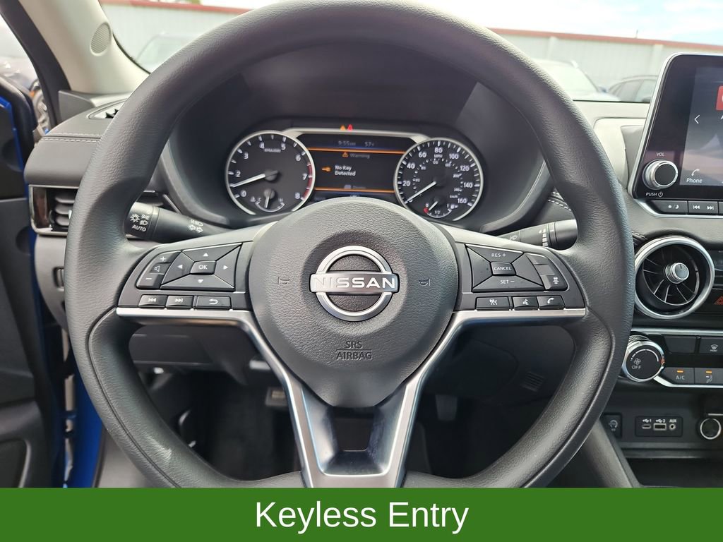 Used 2025 Nissan Sentra SV FWD image 10