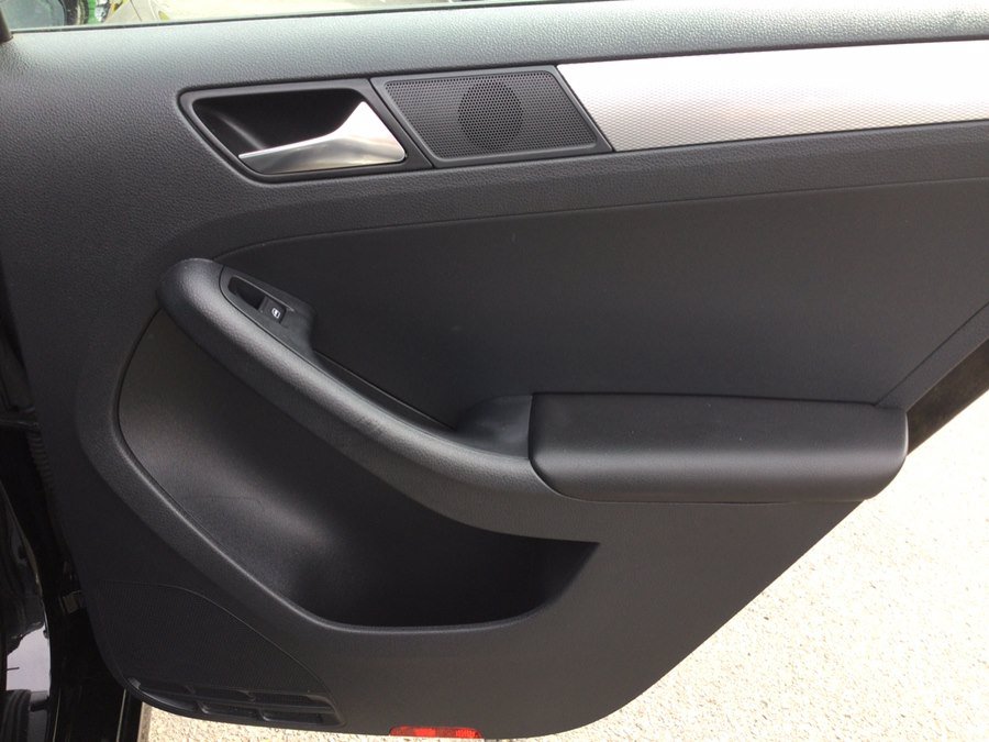 Used 2015 Volkswagen Jetta SE FWD image 15