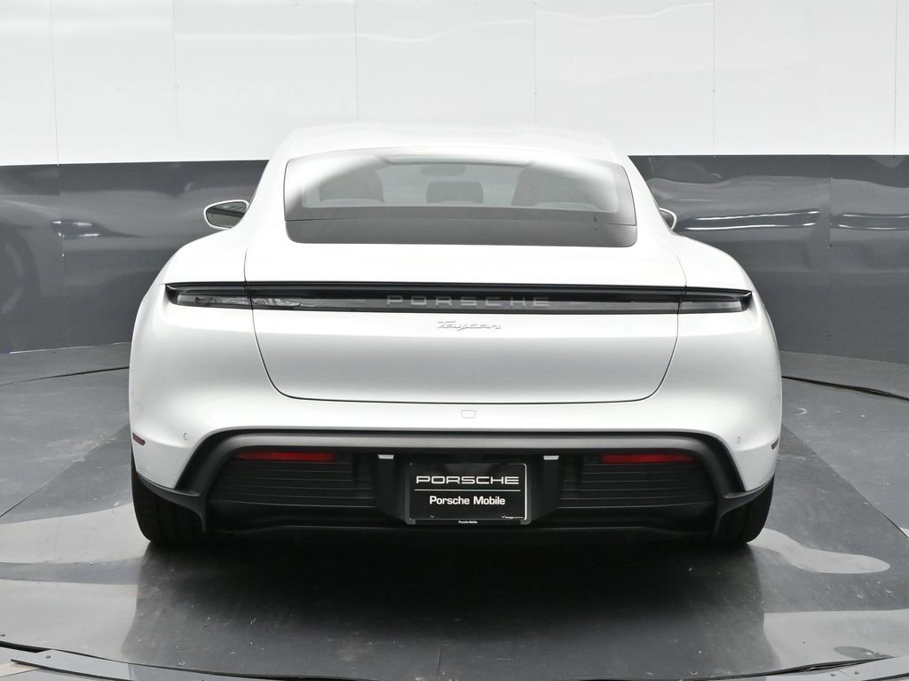 New 2025 Porsche Taycan image 3