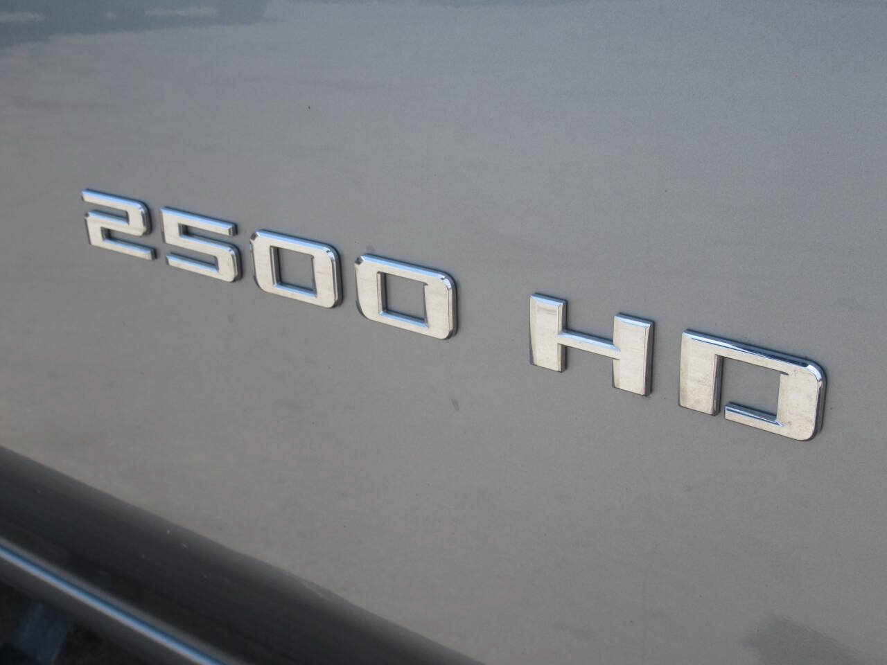 Used 2025 Chevrolet Silverado 2500 Custom w/ Custom Value Package AWD/4WD image 6