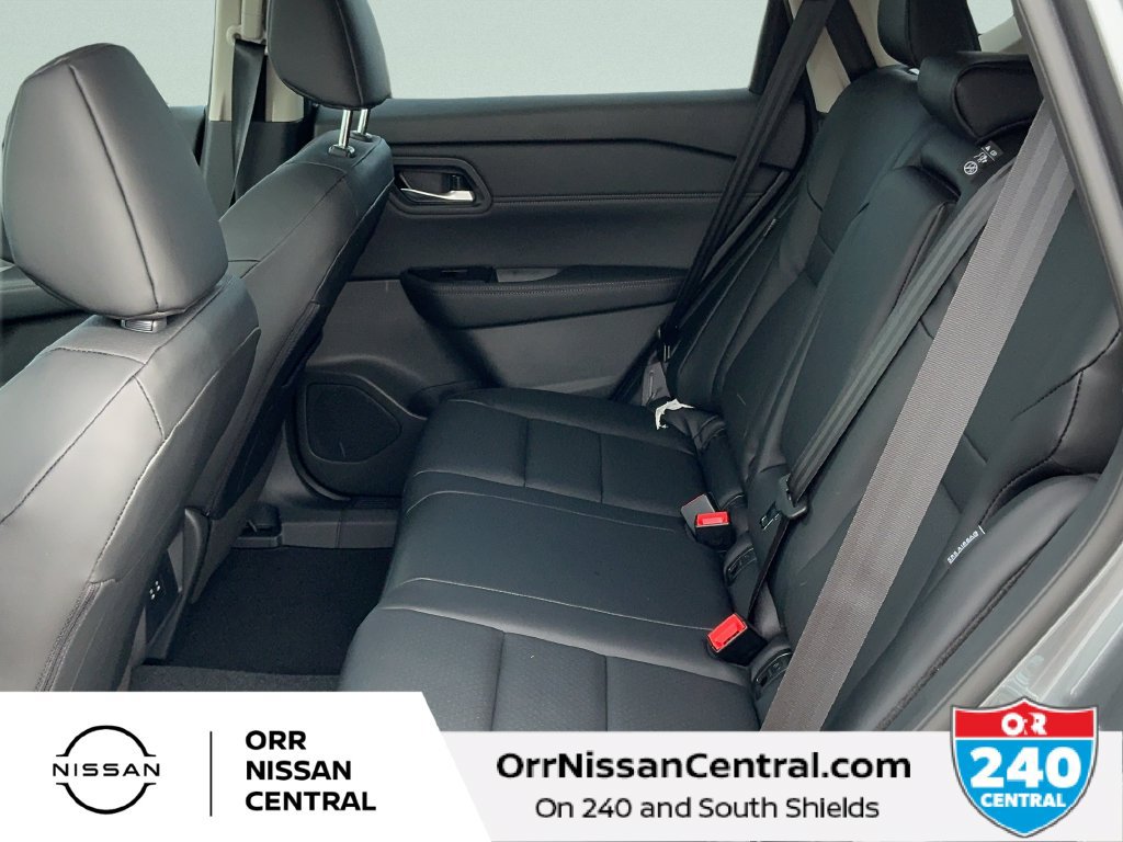 New 2027 Nissan Rogue Dark Armor FWD image 13