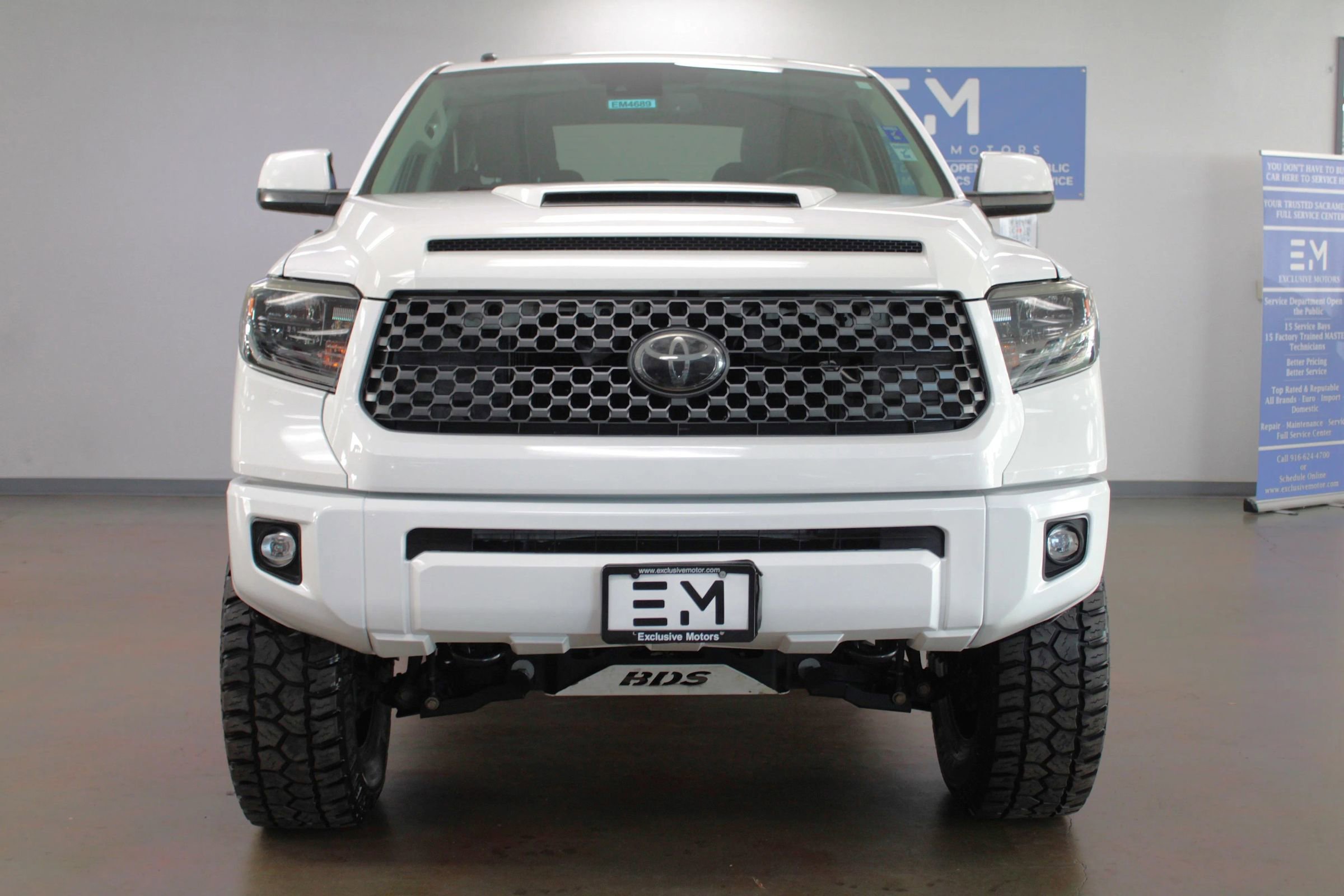 Used 2019 Toyota Tundra SR5 image 3
