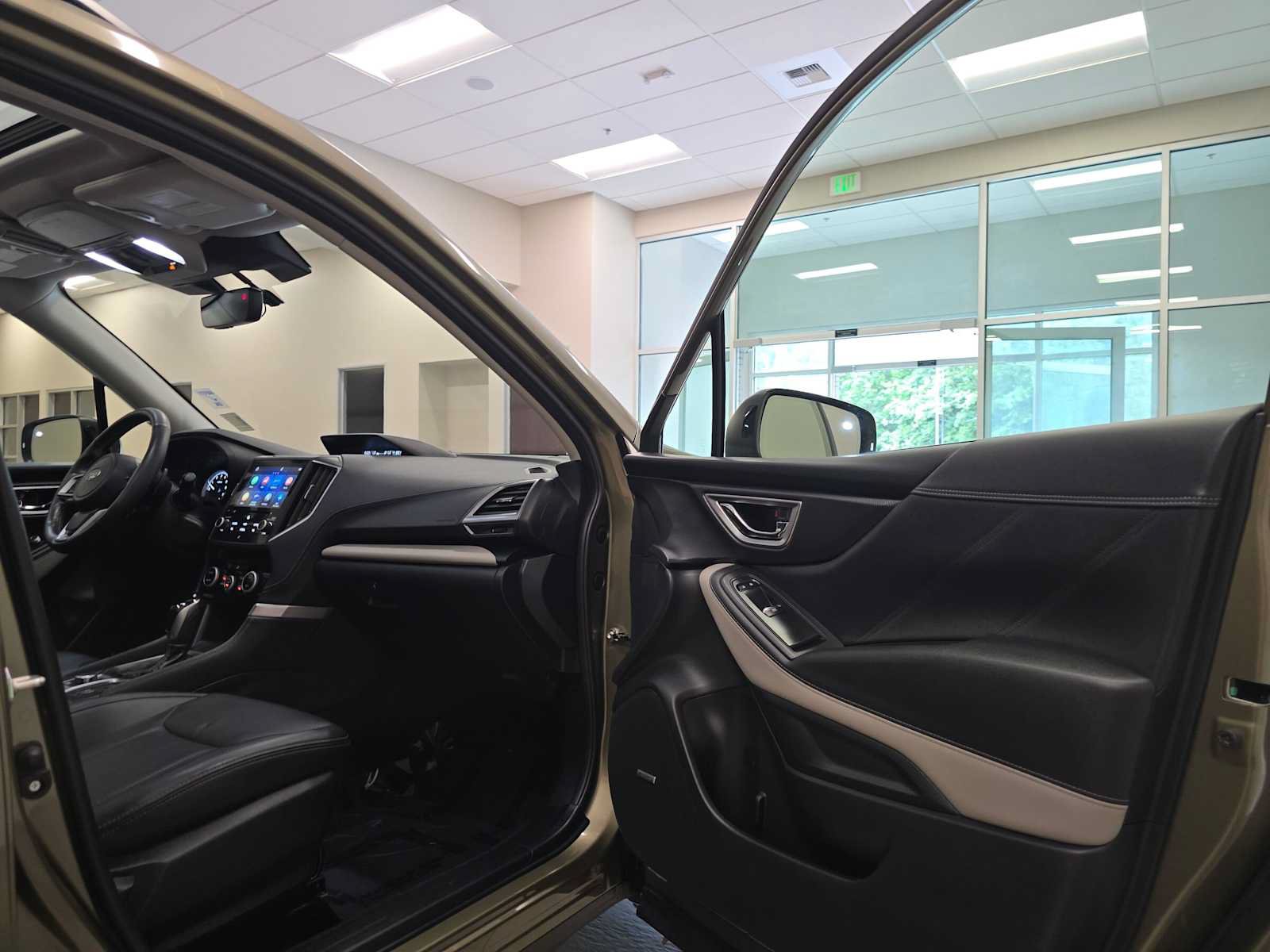Used 2022 Subaru Forester Limited AWD/4WD image 30