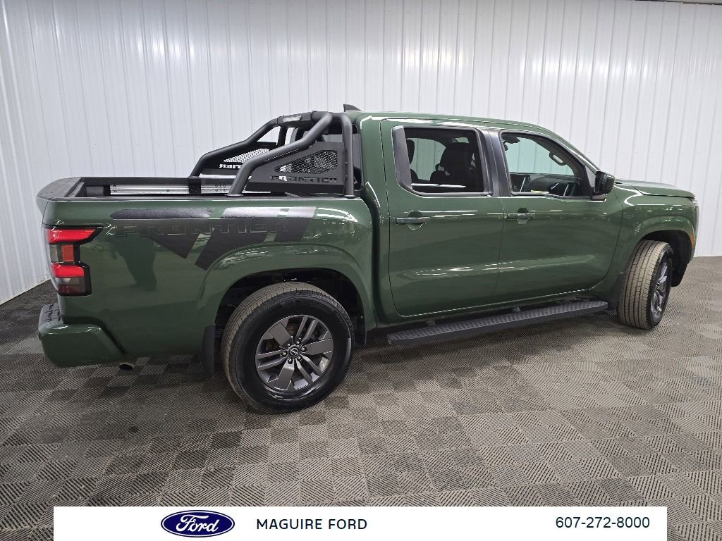 Used 2025 Nissan Frontier SV w/ SV Convenience Package AWD/4WD image 3