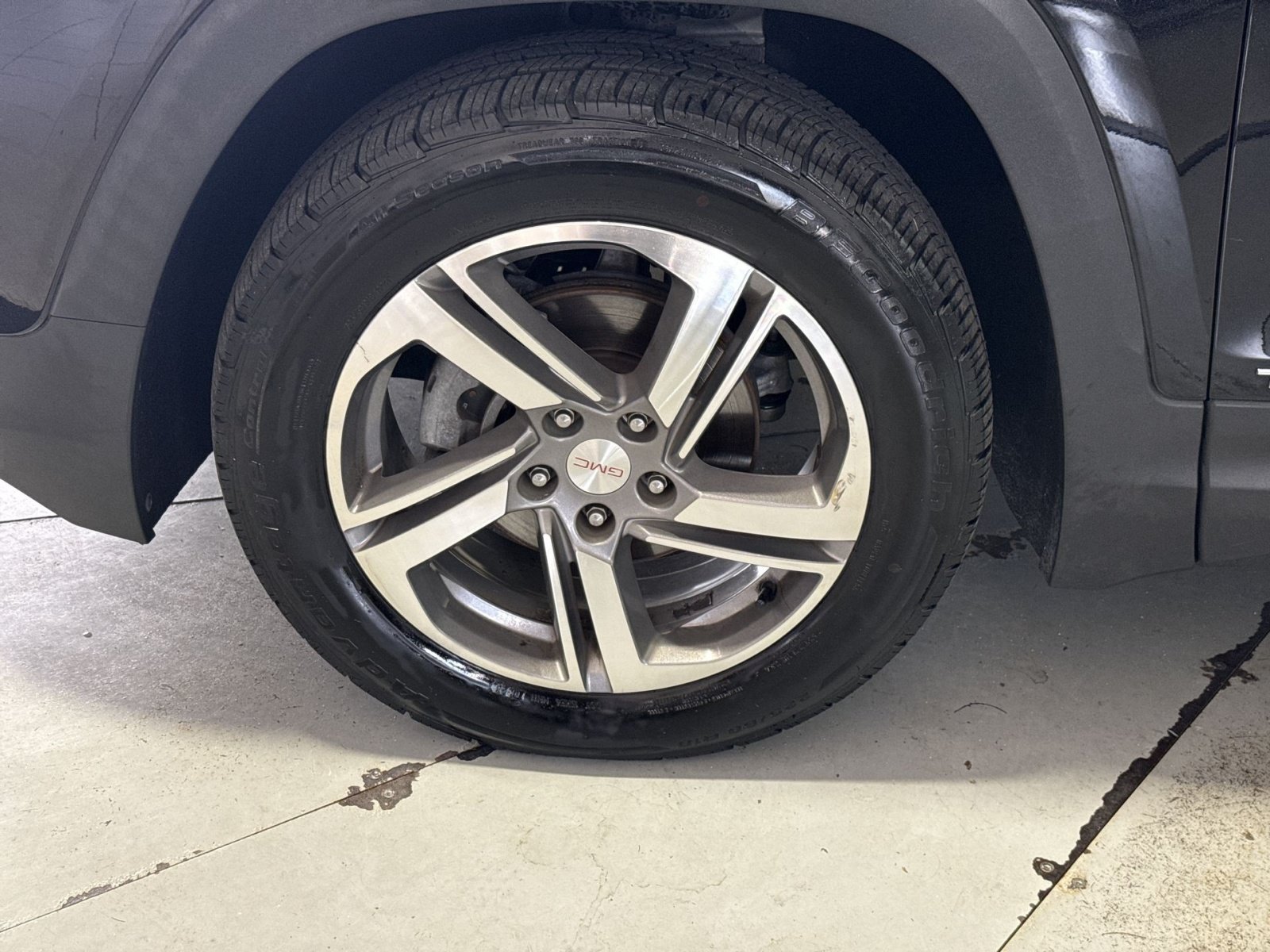 Used 2019 GMC Terrain SLT w/ Infotainment Package II AWD/4WD image 13
