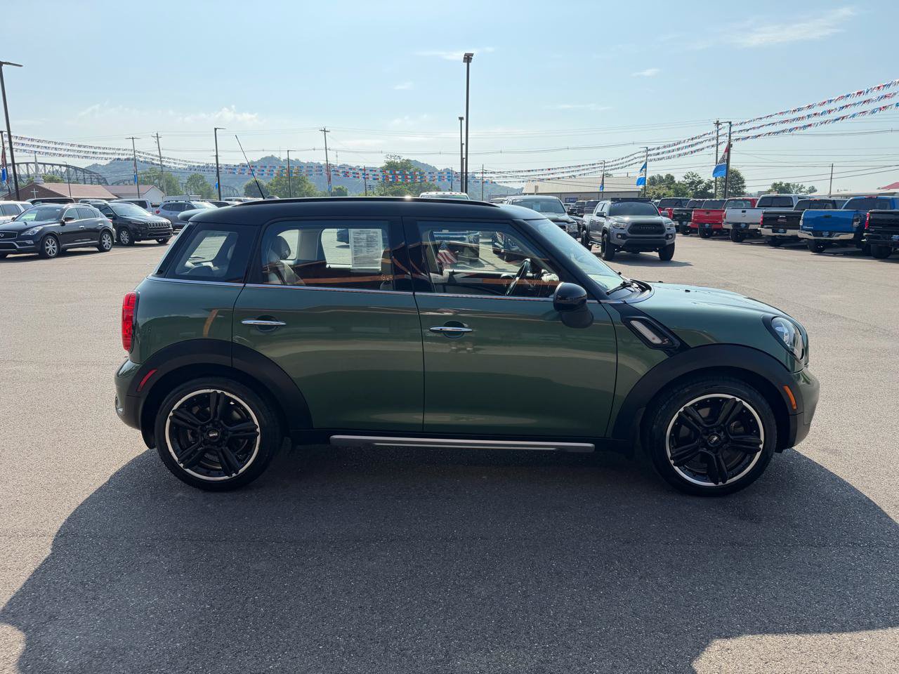 Used 2016 MINI Cooper Countryman S AWD/4WD image 20