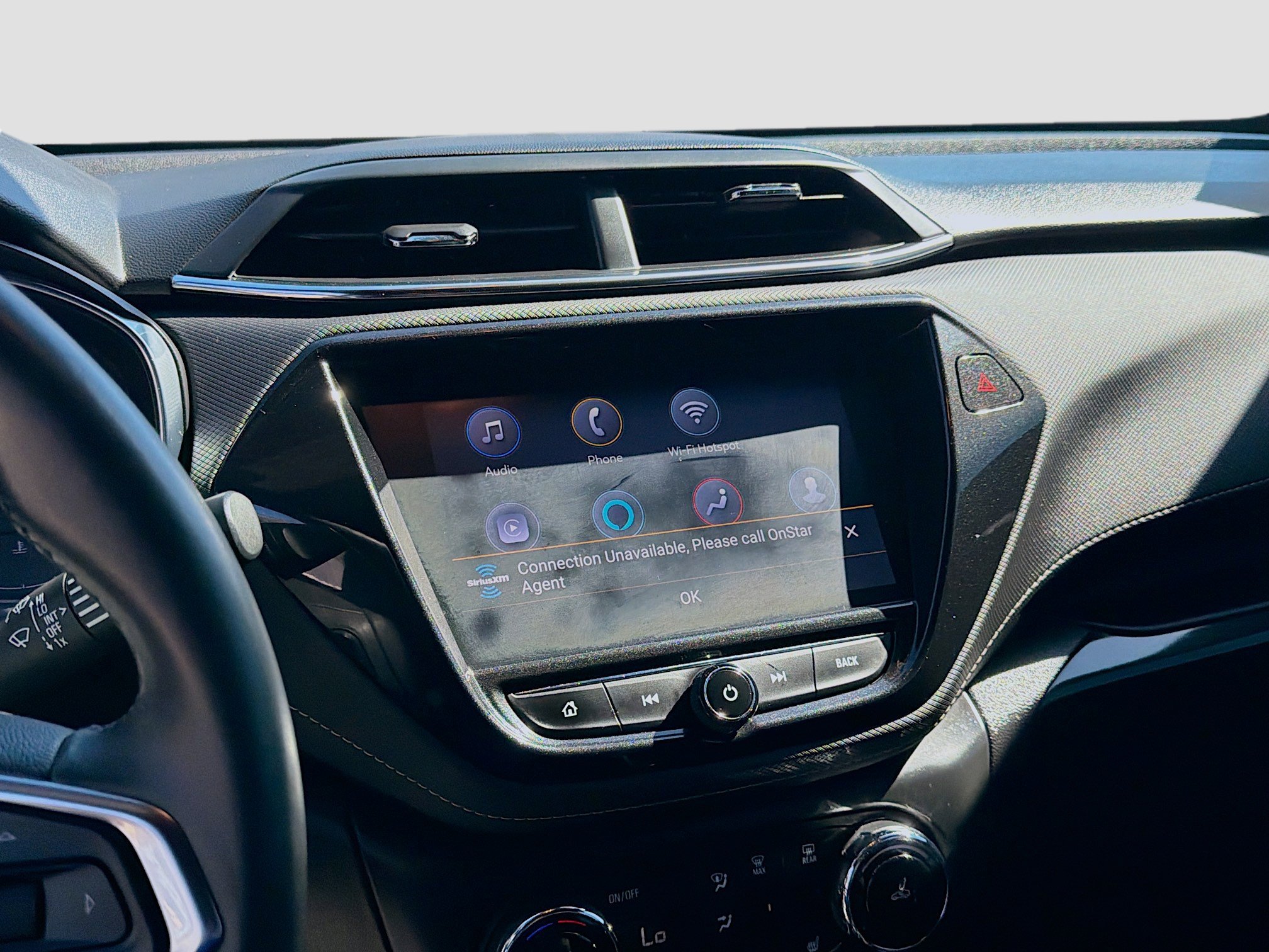 Used 2022 Chevrolet TrailBlazer ACTIV w/ Technology Package image 12