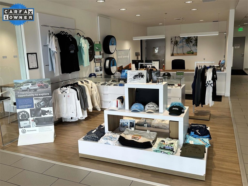 Used 2021 Ford Escape SE w/ SE Sport Appearance Package image 36