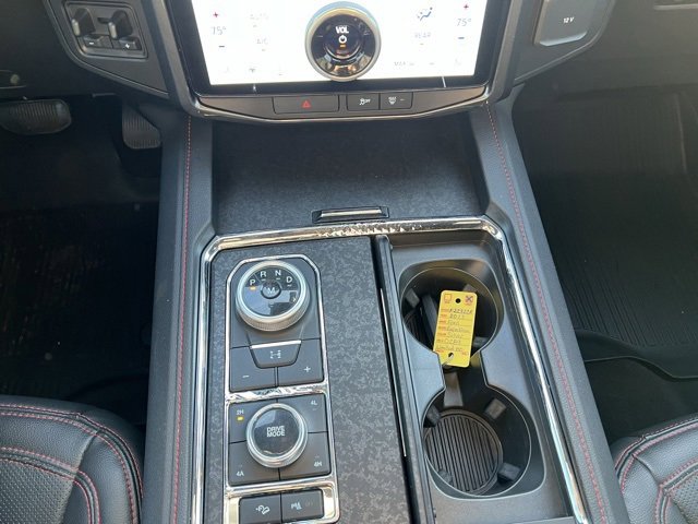 Used 2023 Ford Expedition Max Limited image 29