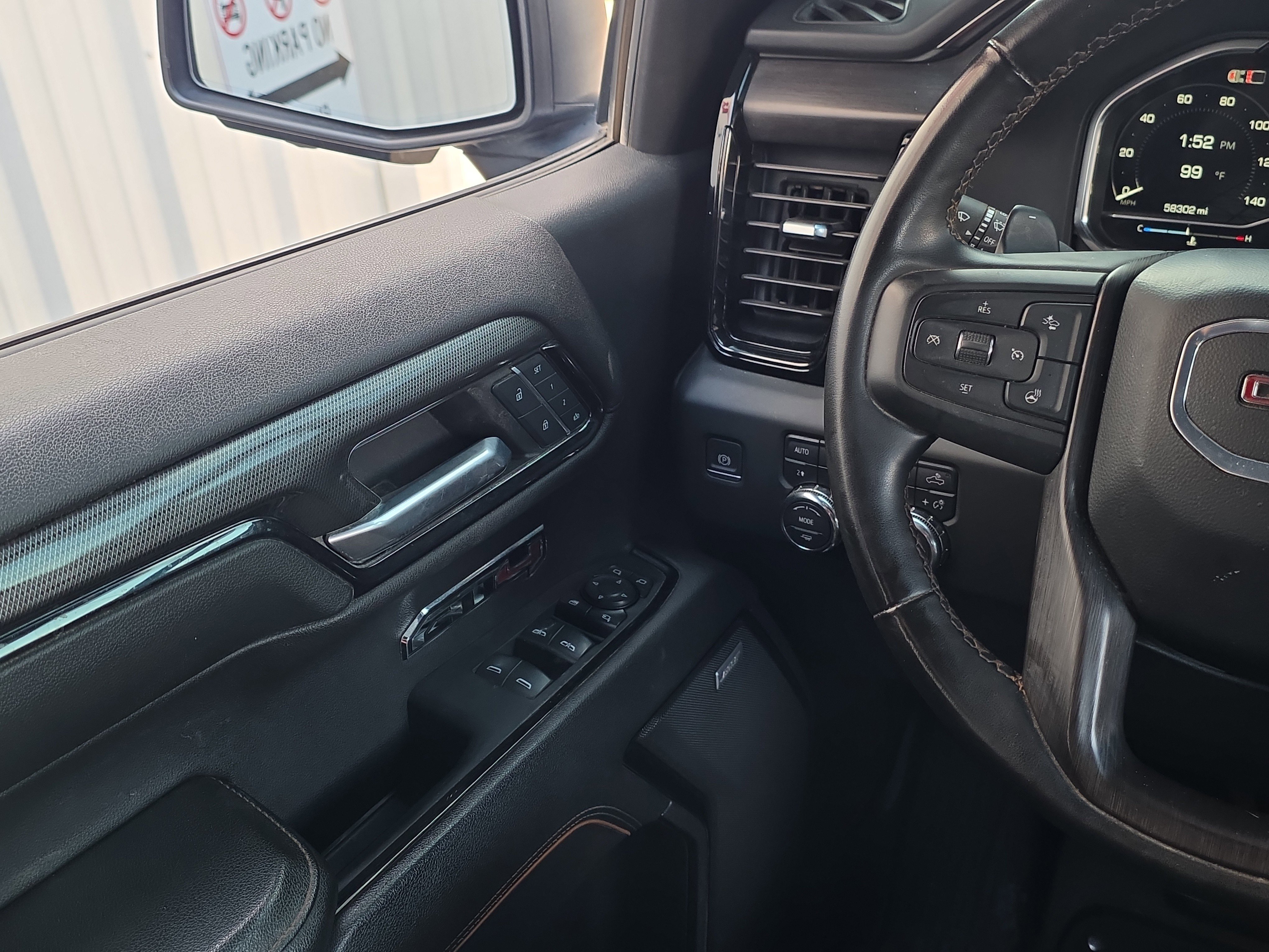 Used 2024 GMC Sierra 1500 AT4 w/ AT4 Preferred Package image 28