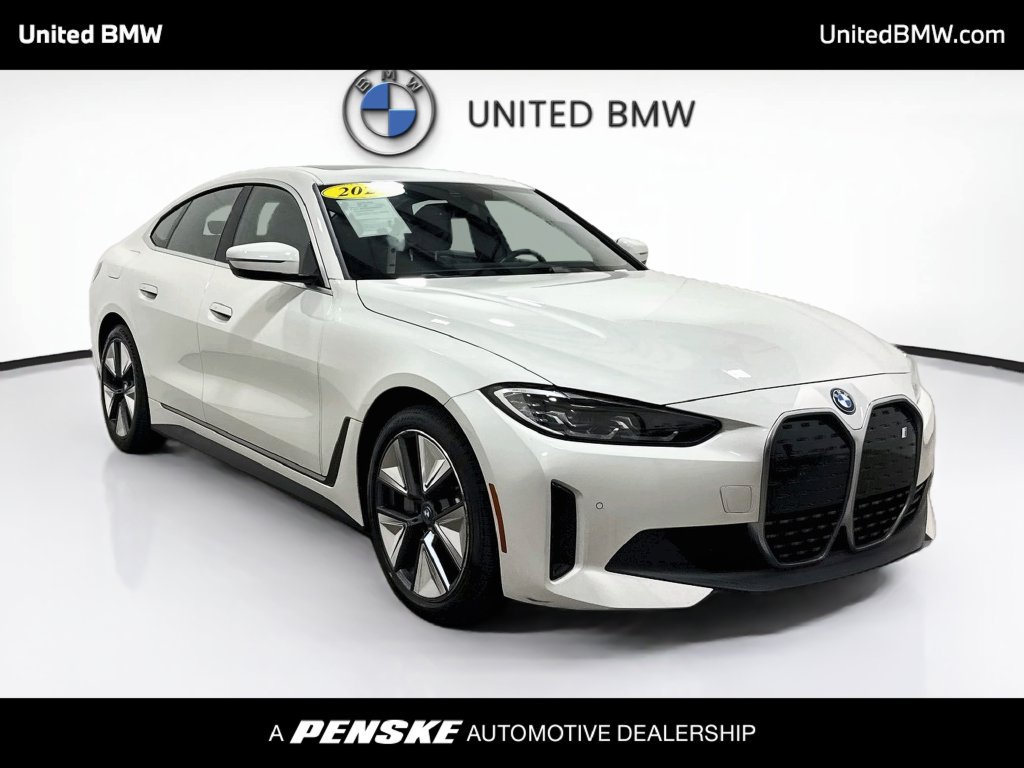 Certified 2024 BMW i4 eDrive40 w/ Premium Package RWD image 3