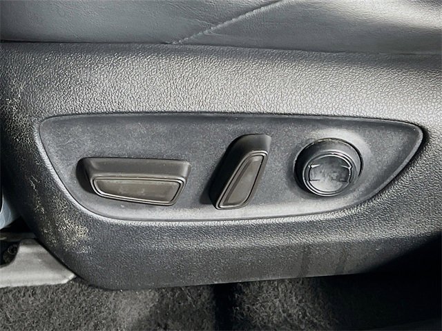 Used 2020 Toyota RAV4 TRD Off-Road image 12