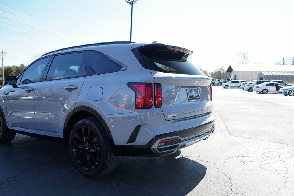 Used 2022 Kia Sorento SX image 13