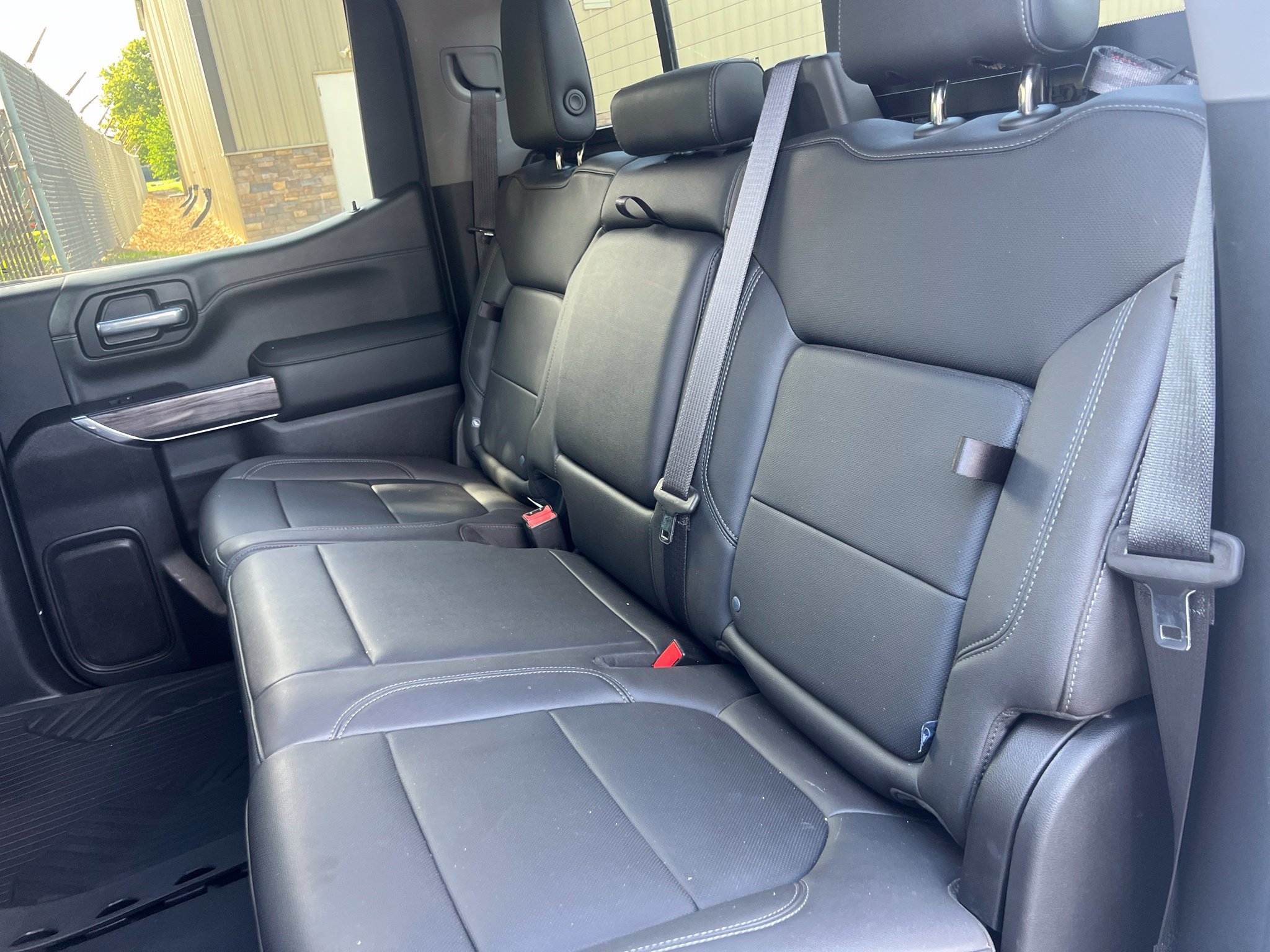 Used 2021 Chevrolet Silverado 1500 LTZ AWD/4WD image 14