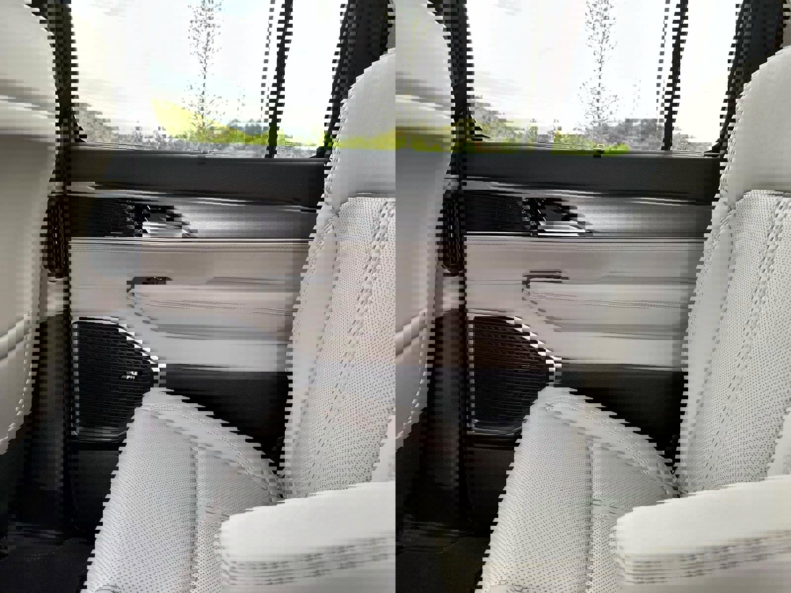 New 2025 Jeep Wagoneer Series II w/ Convenience Group I image 18