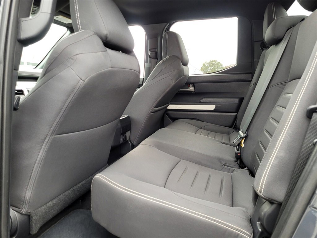 Used 2024 Toyota Tacoma TRD Off-Road image 5