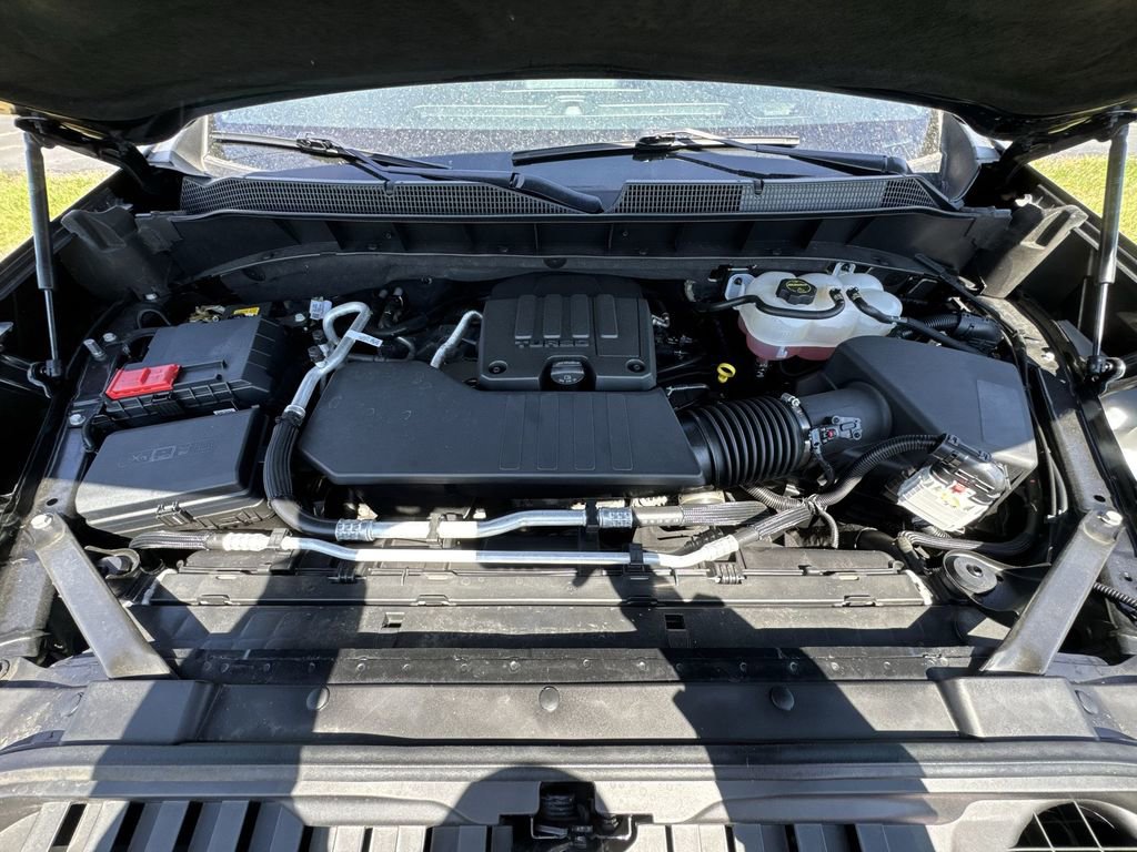 Used 2024 Chevrolet Silverado 1500 Custom w/ Turbomax Blackout Package image 25