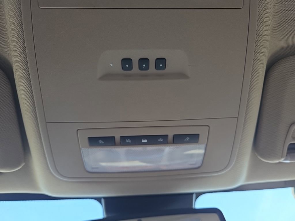 Used 2013 Buick LaCrosse Leather image 16