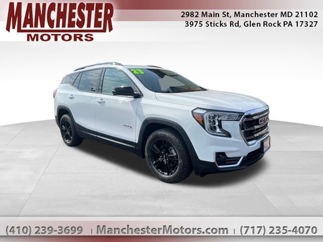 Used 2023 GMC Terrain AT4 image 1