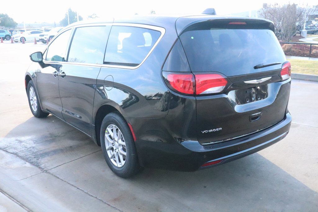 New 2026 Chrysler Voyager LX image 23