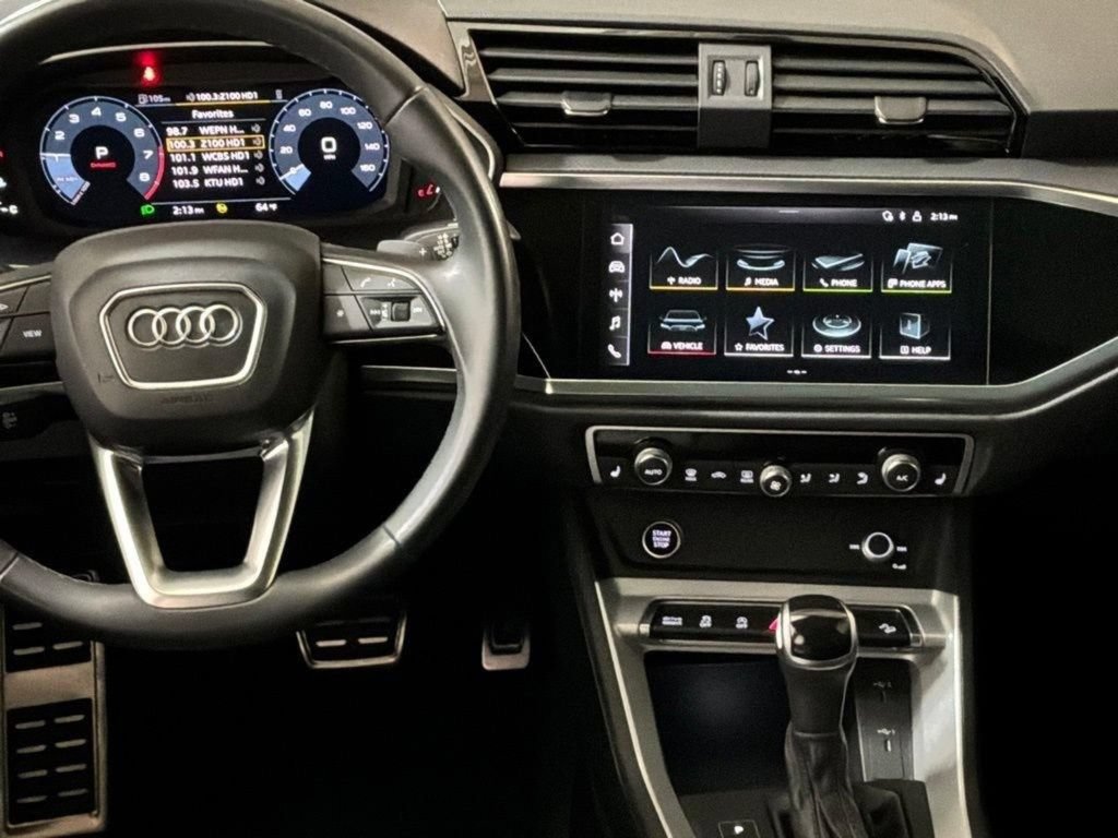 Used 2023 Audi Q3 2.0T Premium w/ Convenience Package AWD/4WD image 18