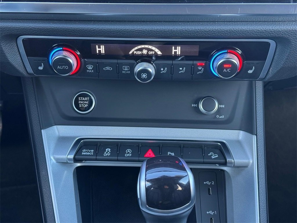 Used 2023 Audi Q3 2.0T Premium image 18