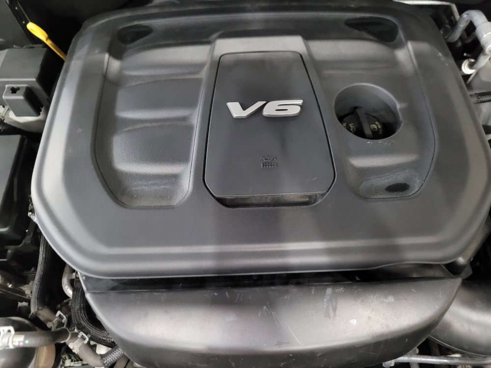 Used 2017 Jeep Grand Cherokee Overland AWD/4WD image 30