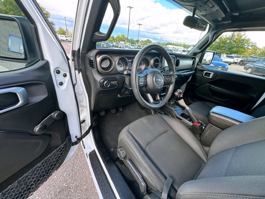 Used 2019 Jeep Wrangler Unlimited Sport AWD/4WD image 19