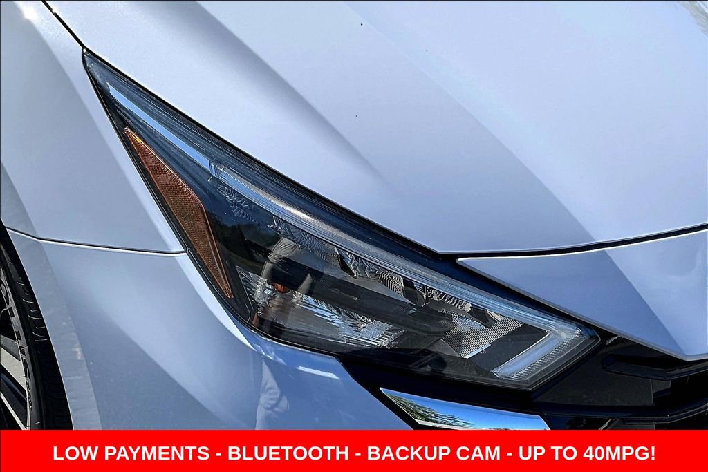 New 2025 Nissan Versa SV w/ Trunk Package FWD image 30