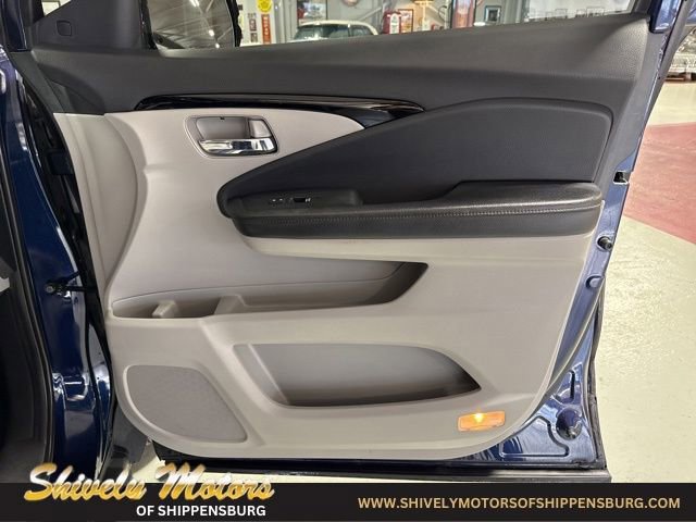 Used 2019 Honda Pilot Elite image 43