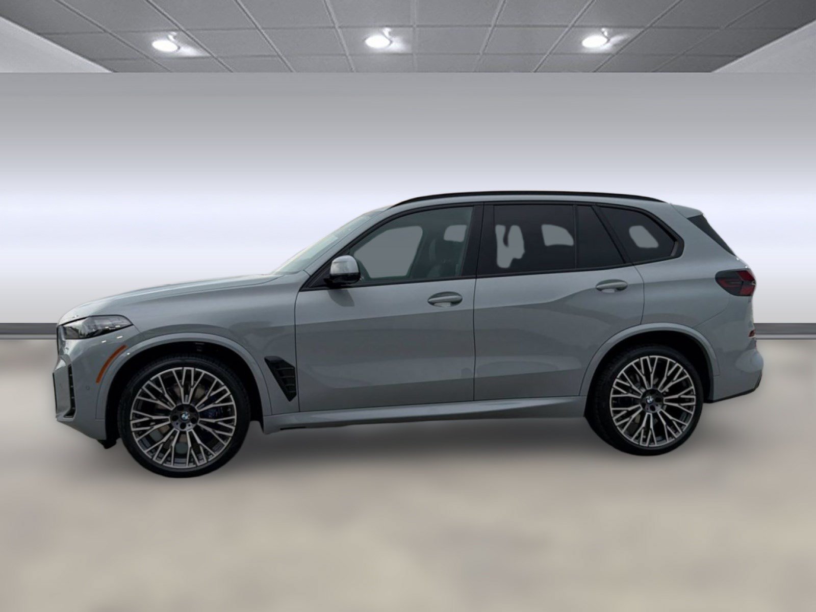 New 2026 BMW X5 xDrive40i w/ M Sport Package AWD/4WD image 2