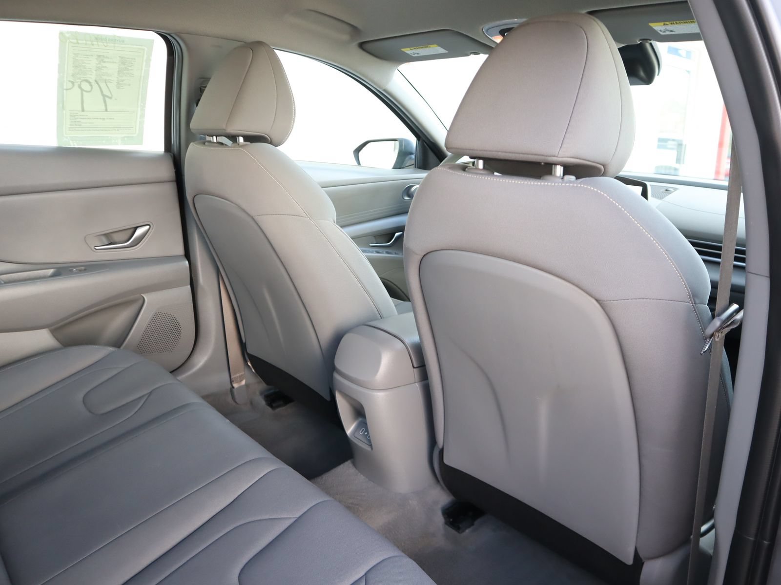 Used 2024 Hyundai Elantra SEL FWD image 47