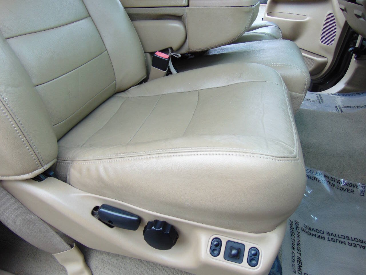Used 2005 Ford F250 Lariat AWD/4WD image 14
