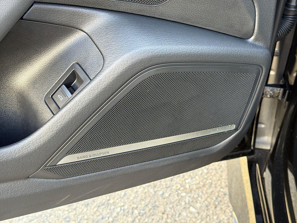Used 2025 Audi RS 7 Performance w/ Black Optic Package AWD/4WD image 24