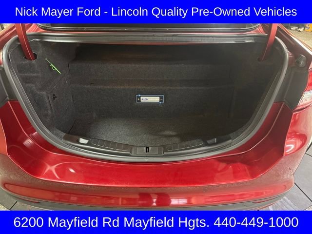 Used 2017 Ford Fusion Energi SE image 10