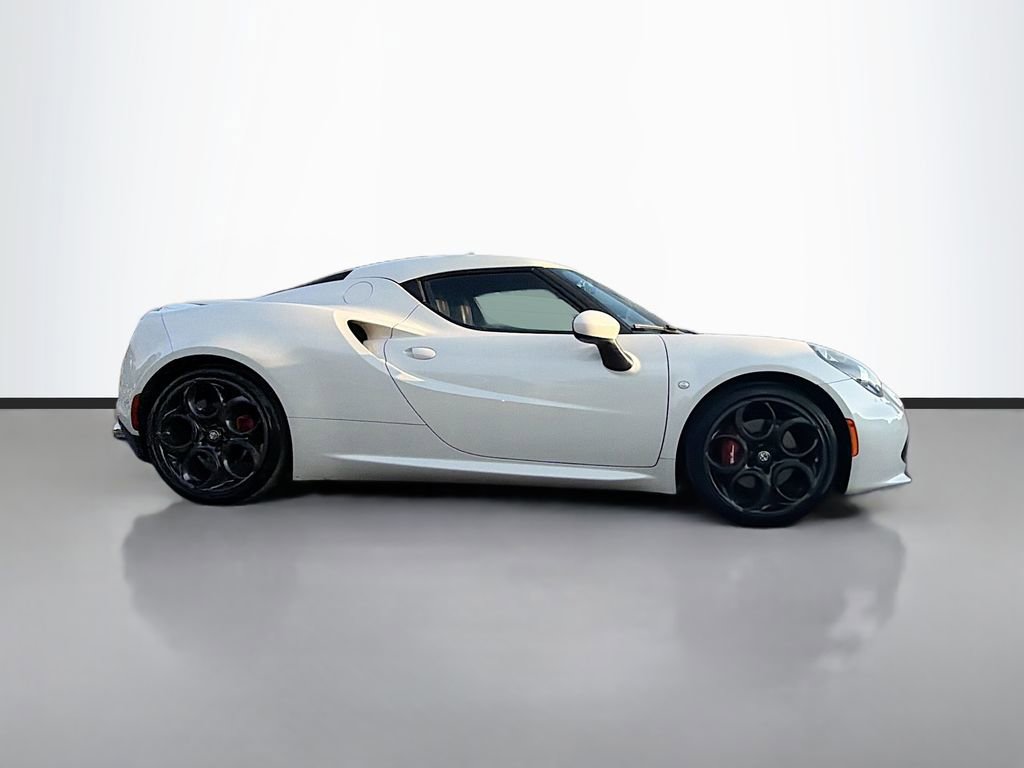 Used 2016 Alfa Romeo 4C Coupe w/ Convenience Group - Coupe image 2