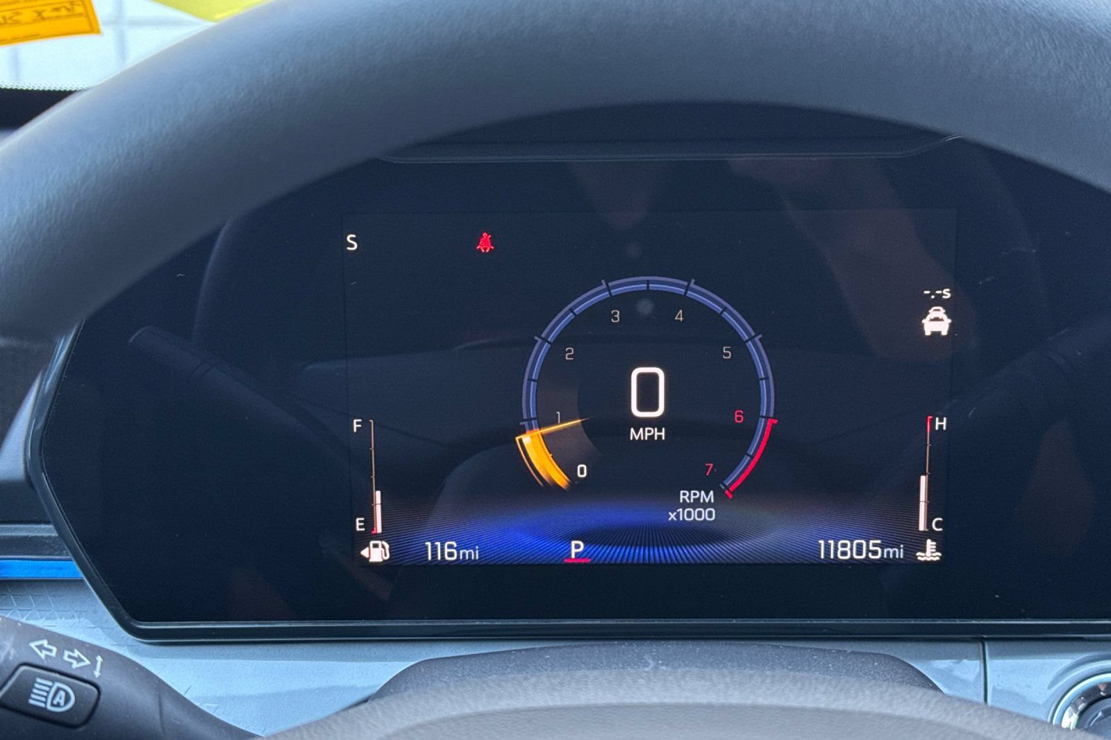 Used 2025 Chevrolet Trax LT FWD image 28