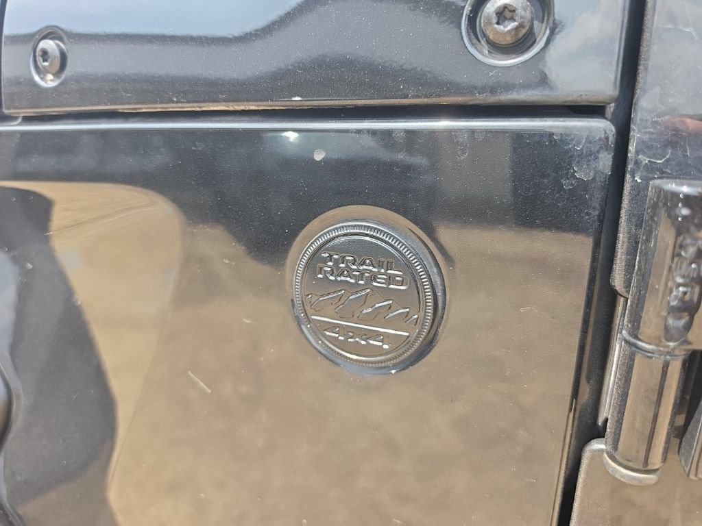 Used 2021 Jeep Gladiator Mojave AWD/4WD image 17