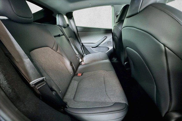 Used 2026 Tesla Model Y AWD image 23