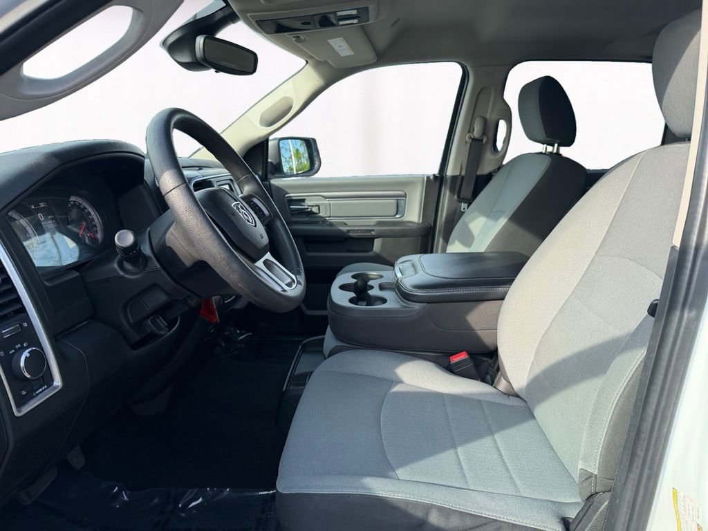 Used 2022 RAM 1500 Classic SLT w/ Protection Group AWD/4WD image 9