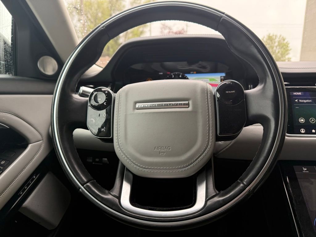 Used 2020 Land Rover Range Rover Evoque SE image 8