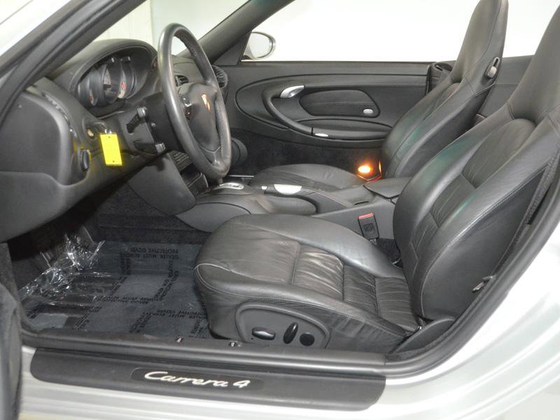 Used 2003 Porsche 911 Cabriolet image 18