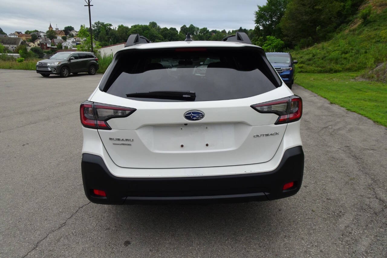 Used 2024 Subaru Outback Premium AWD/4WD image 7