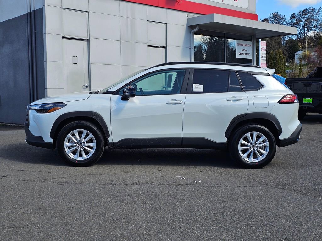 New 2026 Toyota Corolla Cross LE image 4