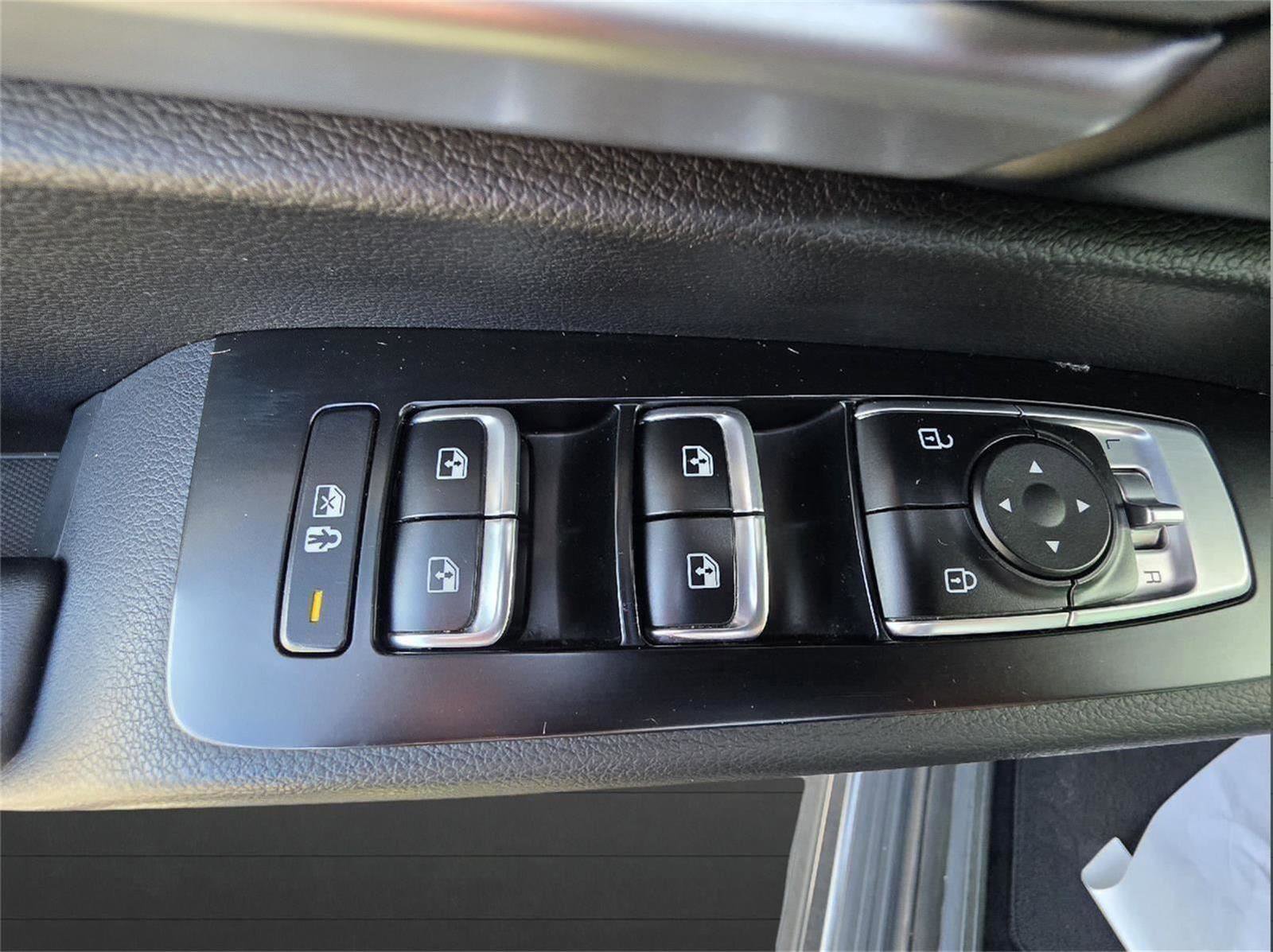 Used 2021 Kia Telluride LX image 15