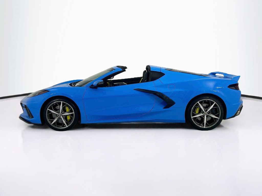 Used 2022 Chevrolet Corvette Stingray Premium Cpe w/ Z51 Performance Package RWD image 8